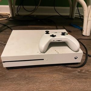 Functional and working. Will clean before shipping